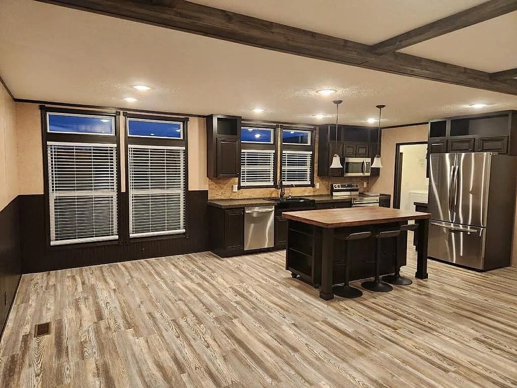 1565 County Road 224 - Photo 3 of 13