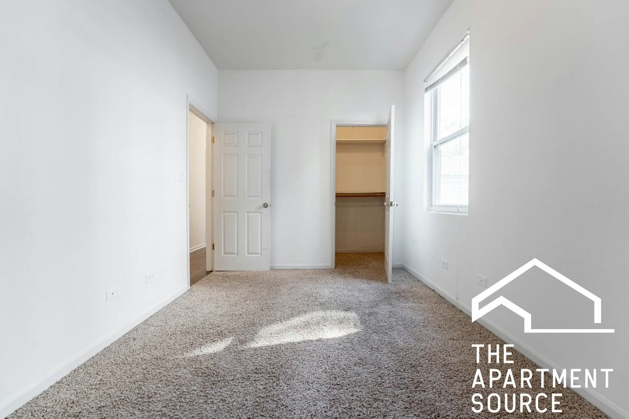 2112 North Campbell Avenue, Unit 1F - Photo 7 of 18