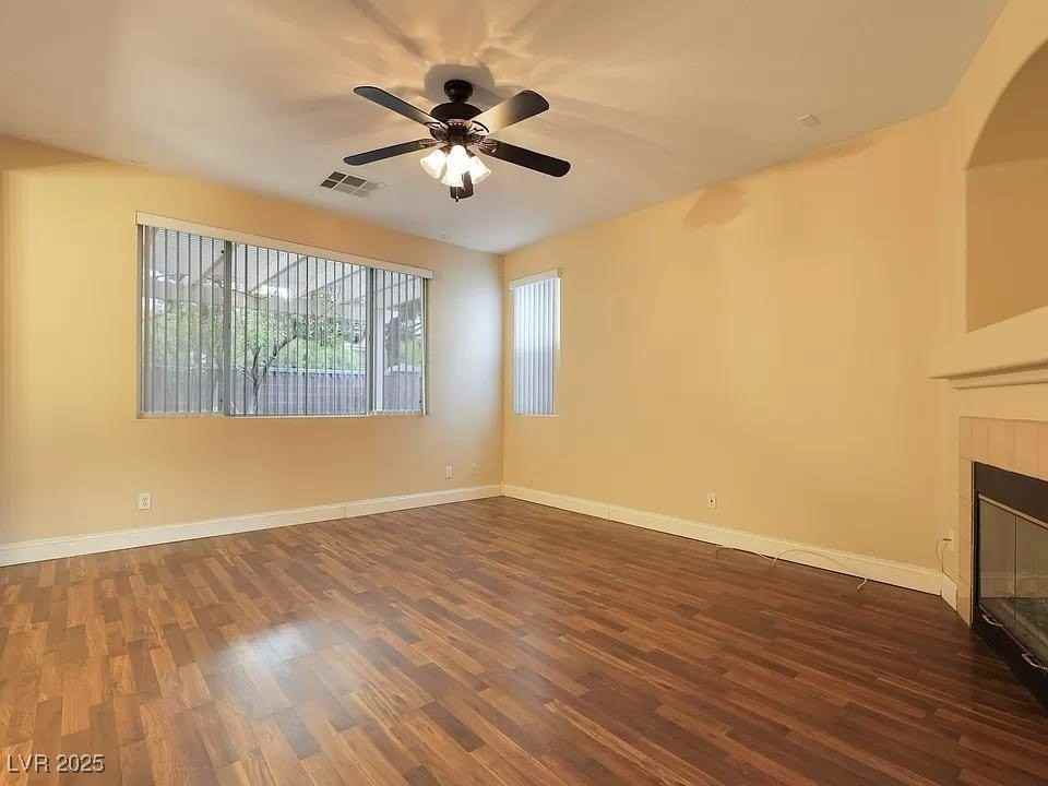 3421 Sun Rhythm St - Photo 7 of 39