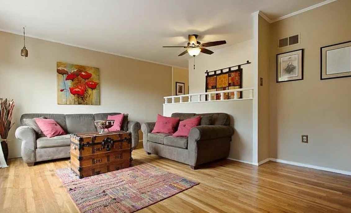 14807 Ashdale Avenue - Photo 3 of 16