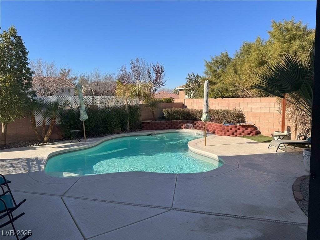 2732 Port Lewis Avenue - Photo 2 of 28