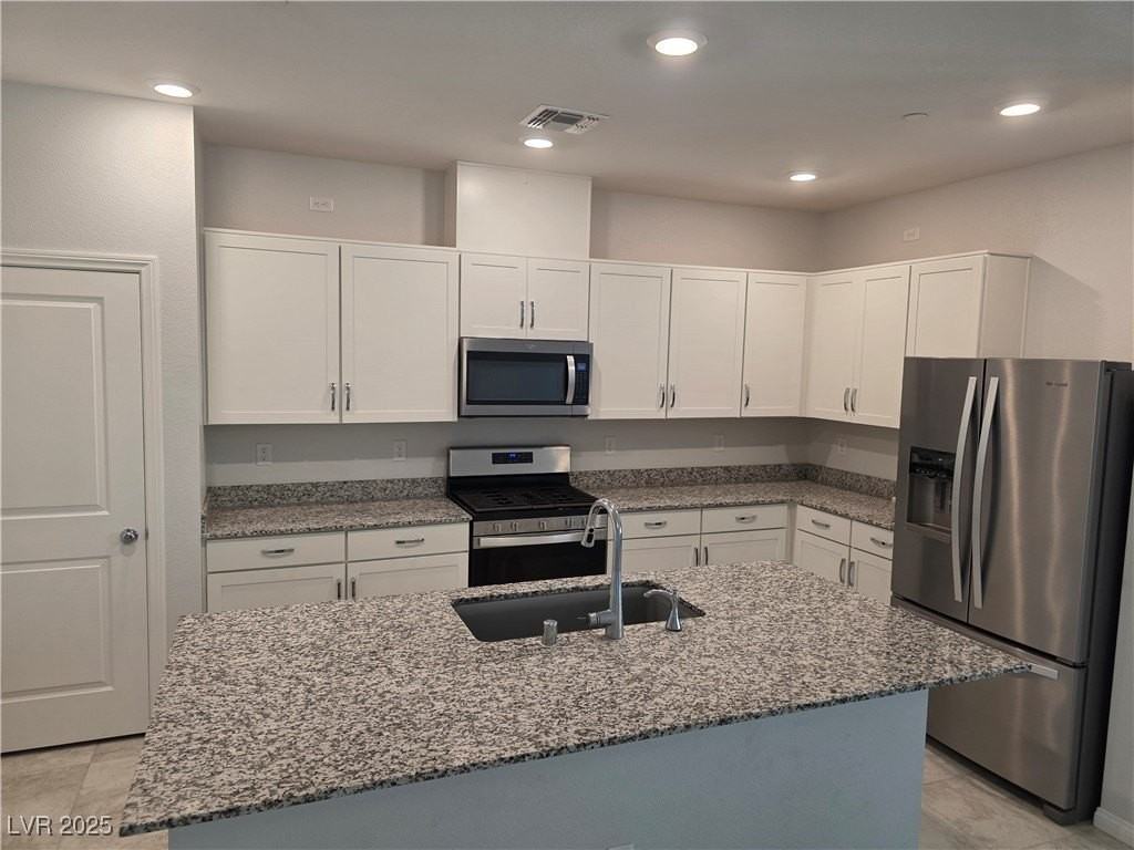 3253 Montage Dr - Photo 3 of 13