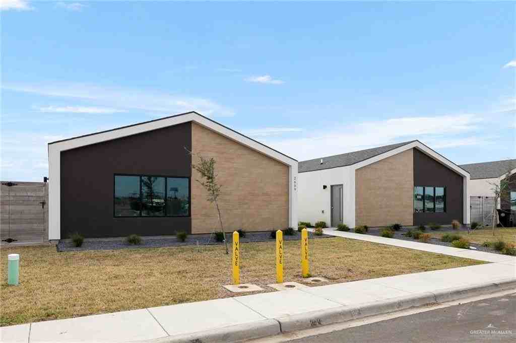 2609 Woodpecker Rd #1 - Photo 2 of 18