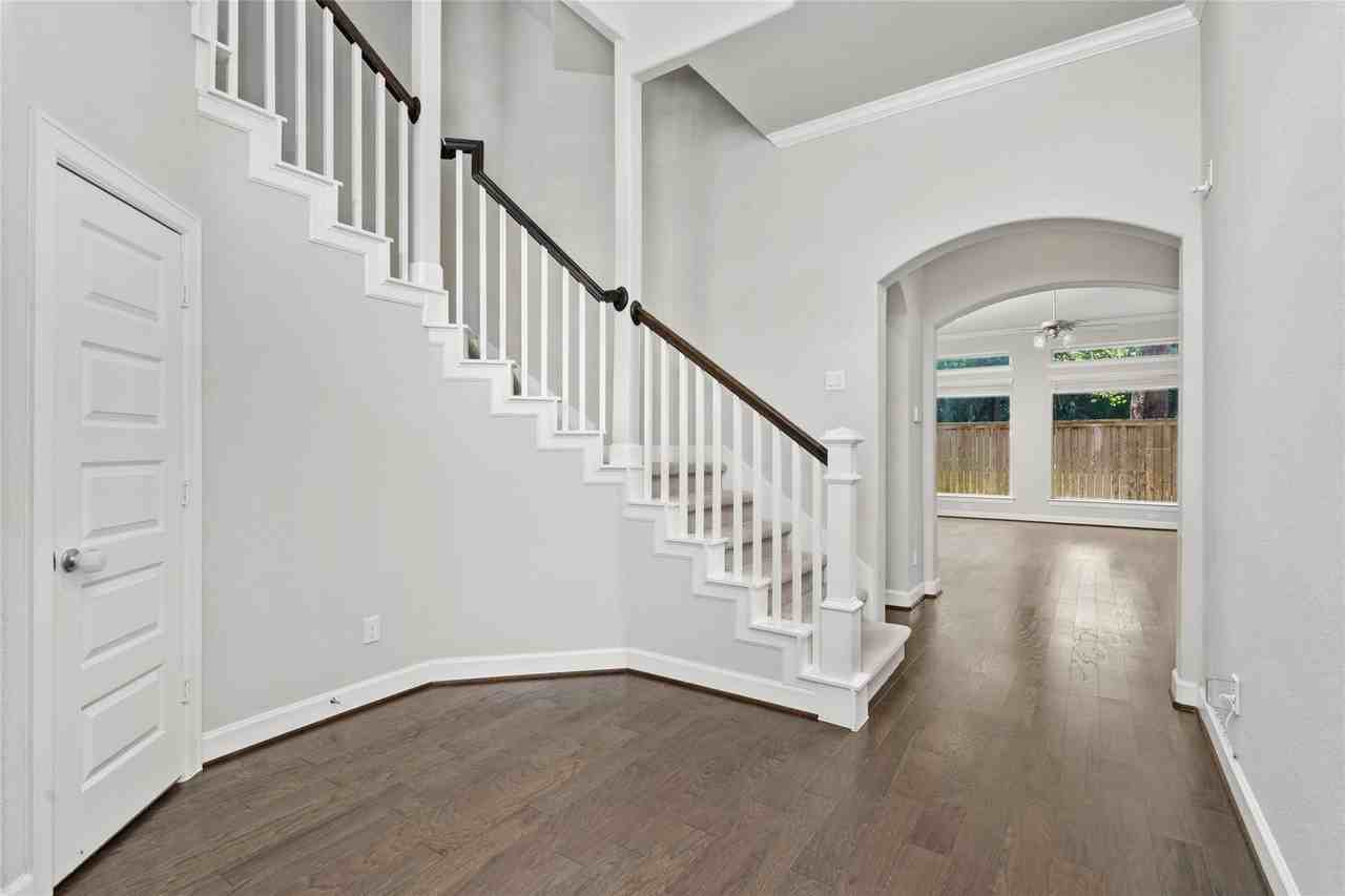 927 S Lacey Garden Loop - Photo 2 of 23