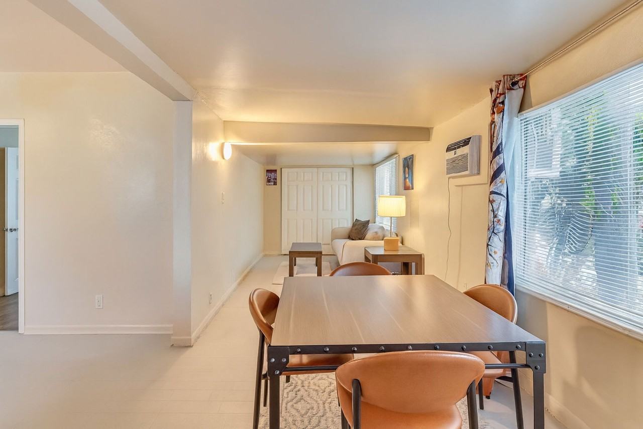 1935 Taylor St - Photo 6 of 8