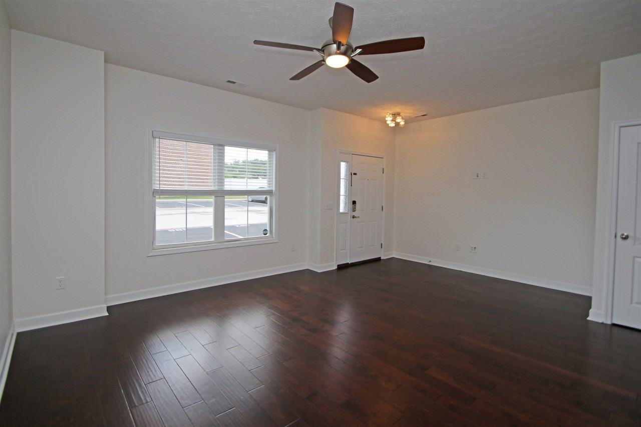 186 Cedar Point Ln - Photo 3 of 21