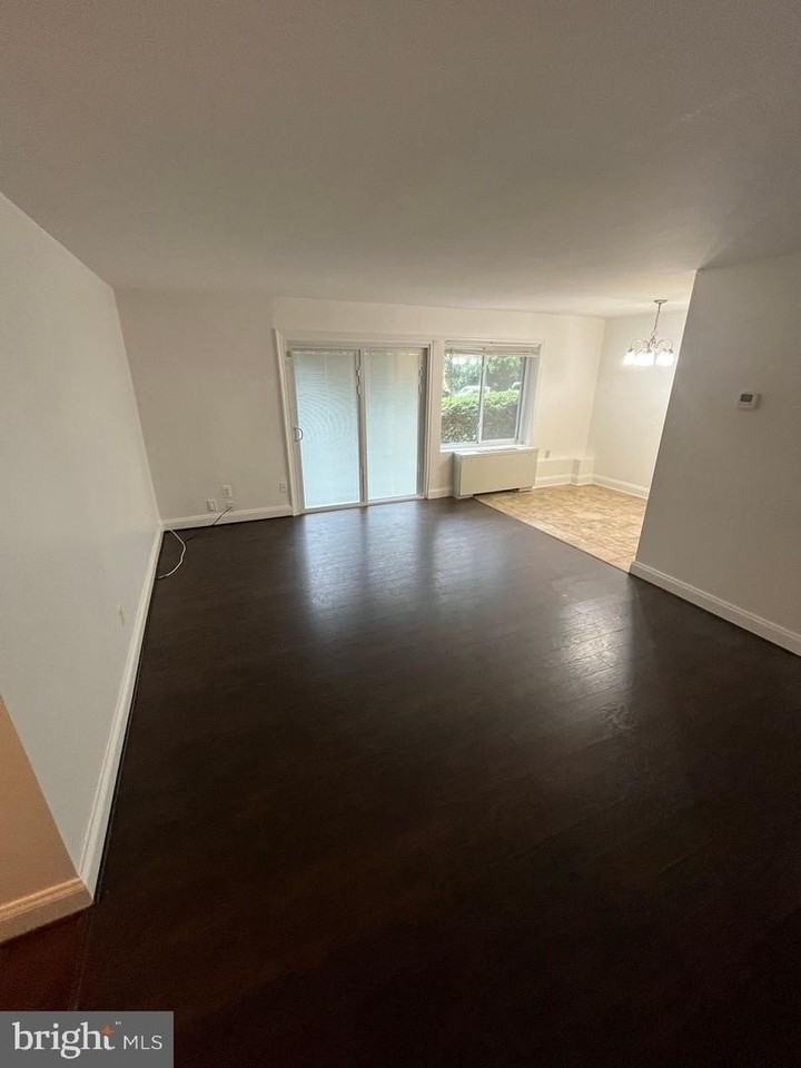 5601 Parker House Ter - Photo 3 of 19