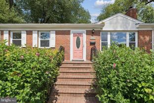 6517 29th St N - Photo 1 of 1