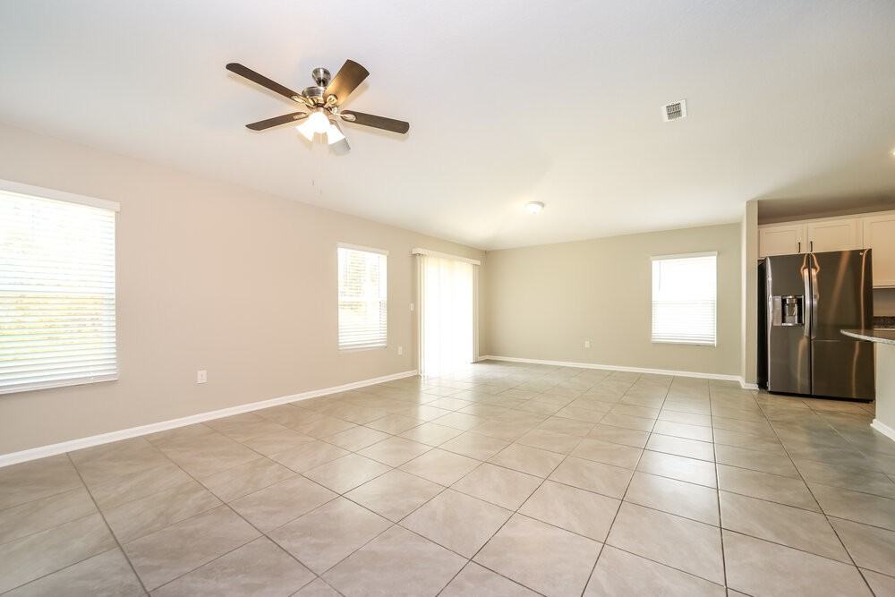 86106 Railway Pl - Photo 3 of 16