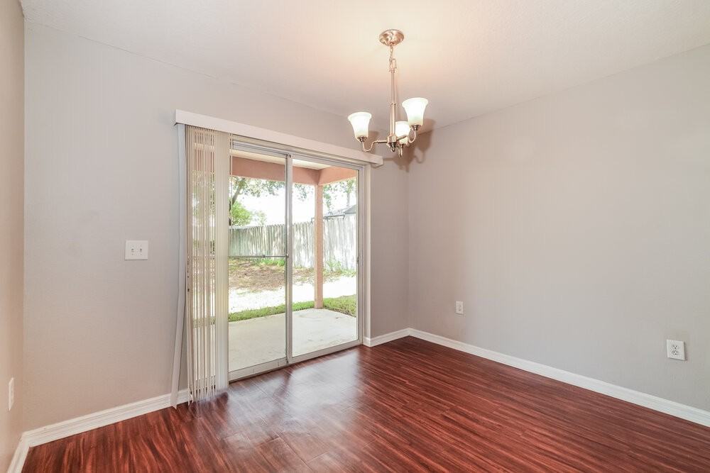 10233 Patrick Dr - Photo 5 of 16
