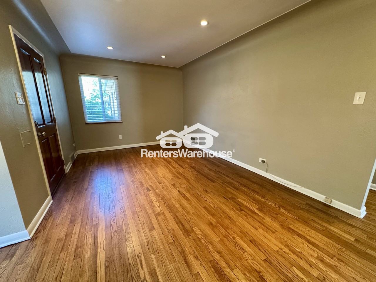 3635 Stuart St - Photo 3 of 16