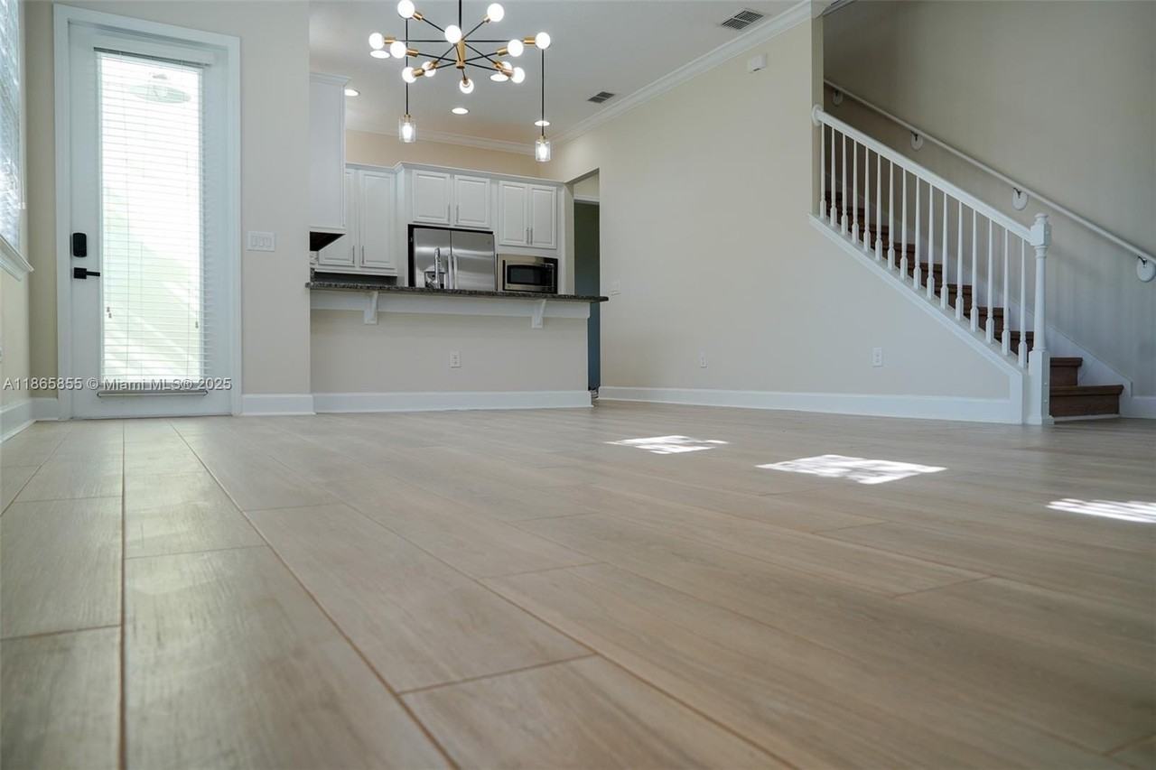 8282 Tavistock Lakes Blvd - Photo 3 of 30