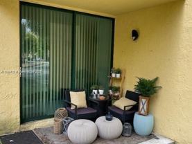 11800 Sw 18th St #124-4 - Photo 1 of 1