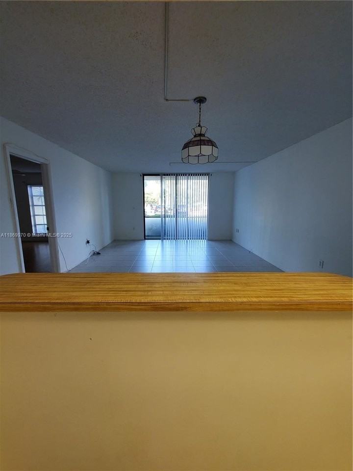 5550 Nw 44th St #111B - Photo 7 of 22