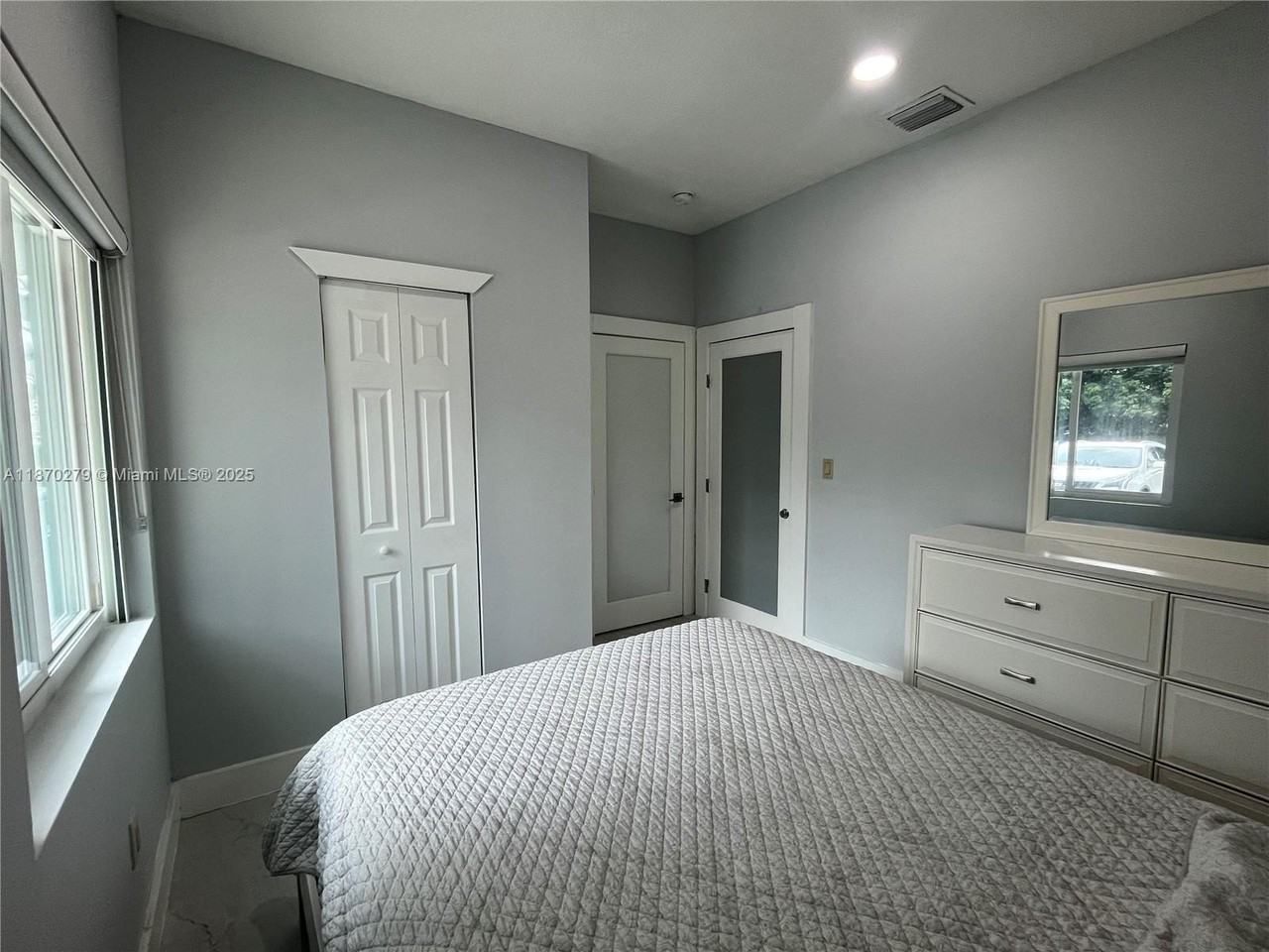 6803 Sw 158th Ave Rear - Photo 2 of 4