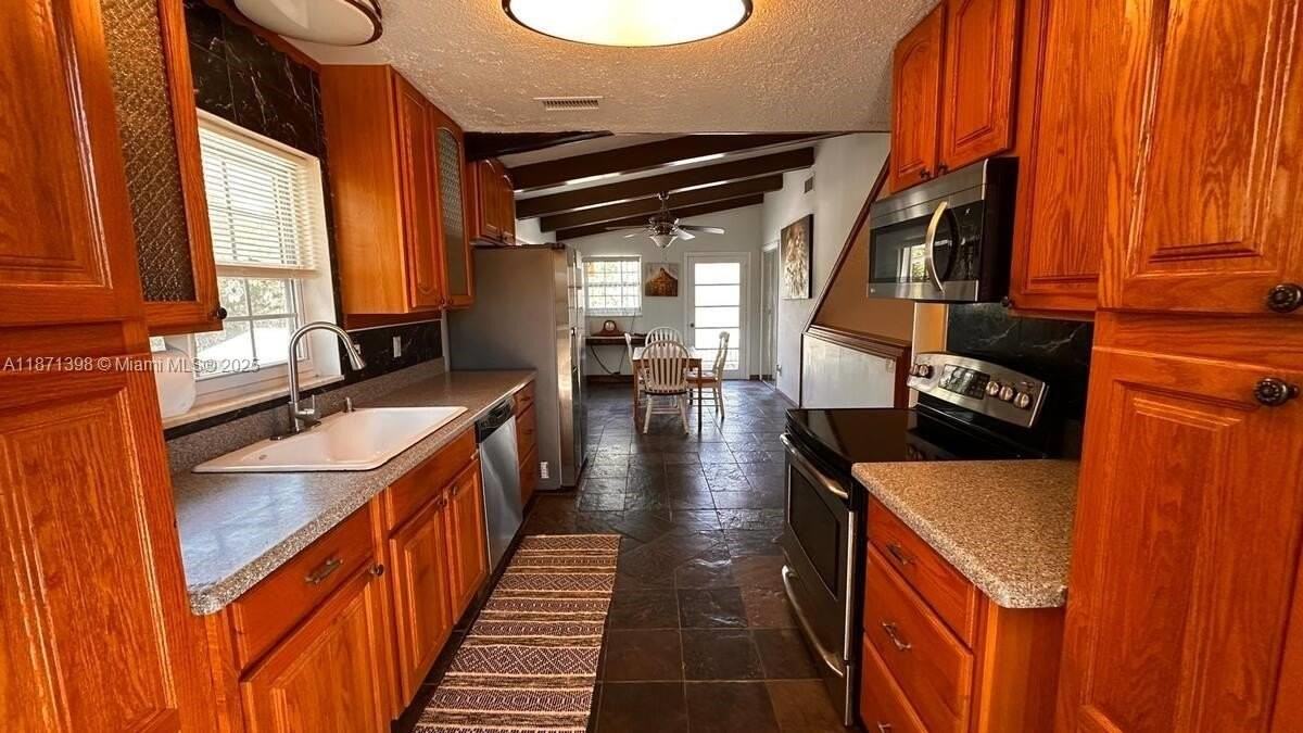 22488 Sw Nautilus Blvd #2