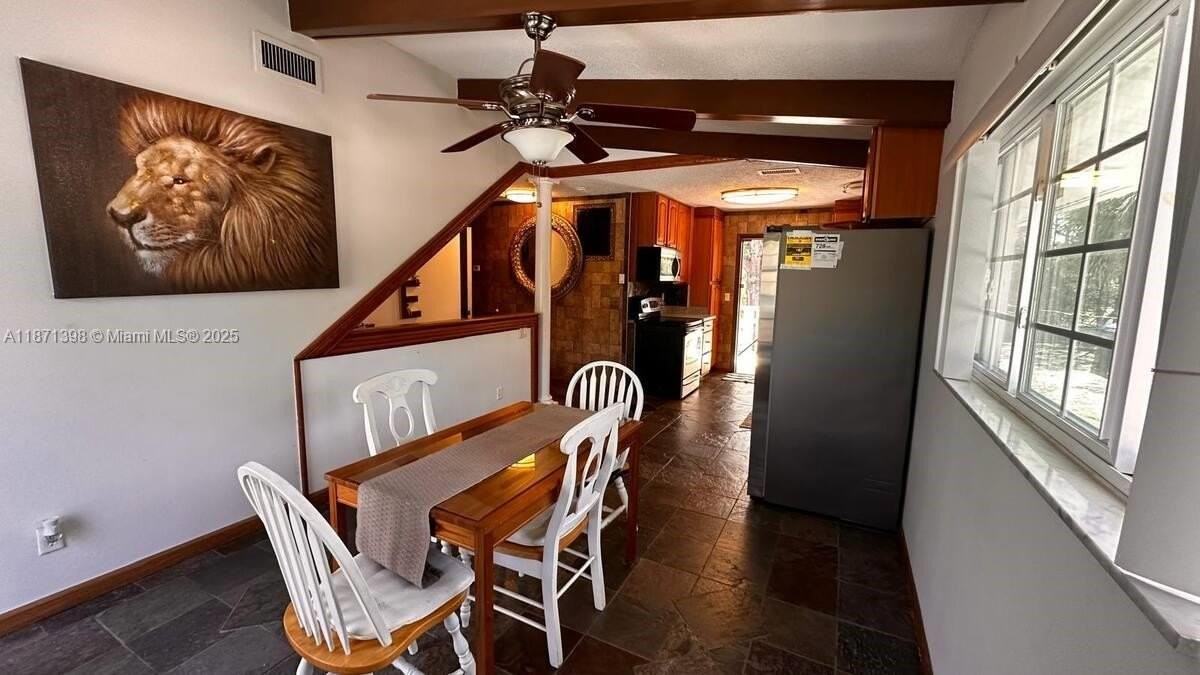 22488 Sw Nautilus Blvd #2 - Photo 2 of 7