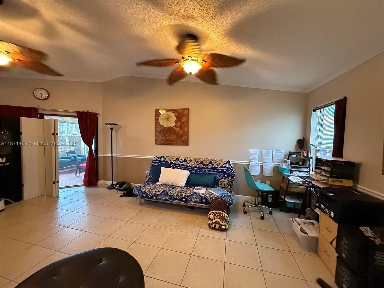 2901 San Remo Cir - Photo 4 of 9