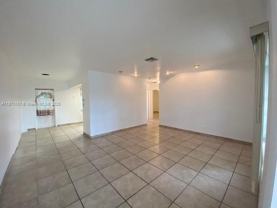 2301 N 56th Ter #F - Photo 1 of 1