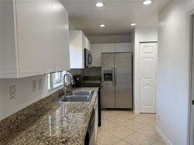 324 Ne 3rd St #E - Photo 1 of 1