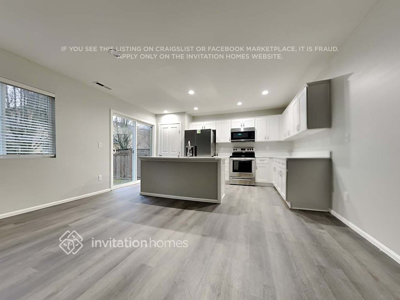 7085 Flute St Se - Photo 7 of 23