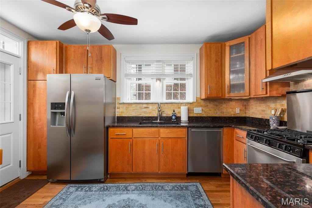 440 North Hanley Road - Photo 4 of 26