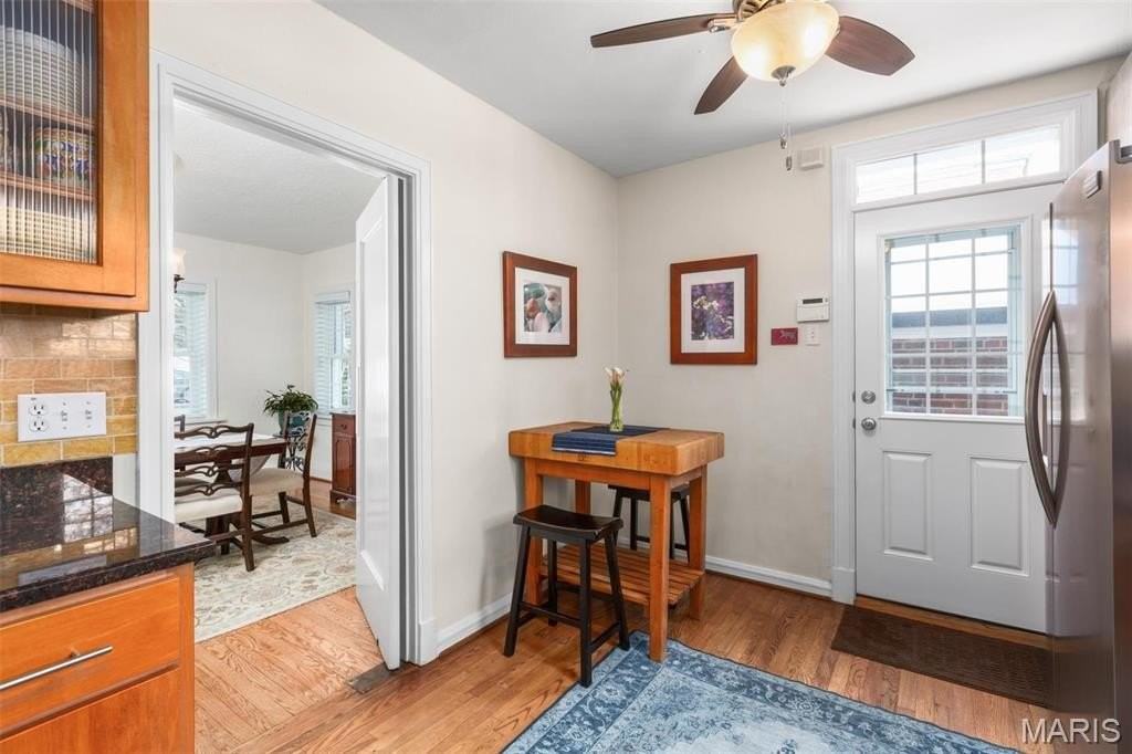 440 North Hanley Road - Photo 5 of 26