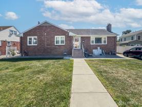 19 Holmes St - Photo 1 of 1