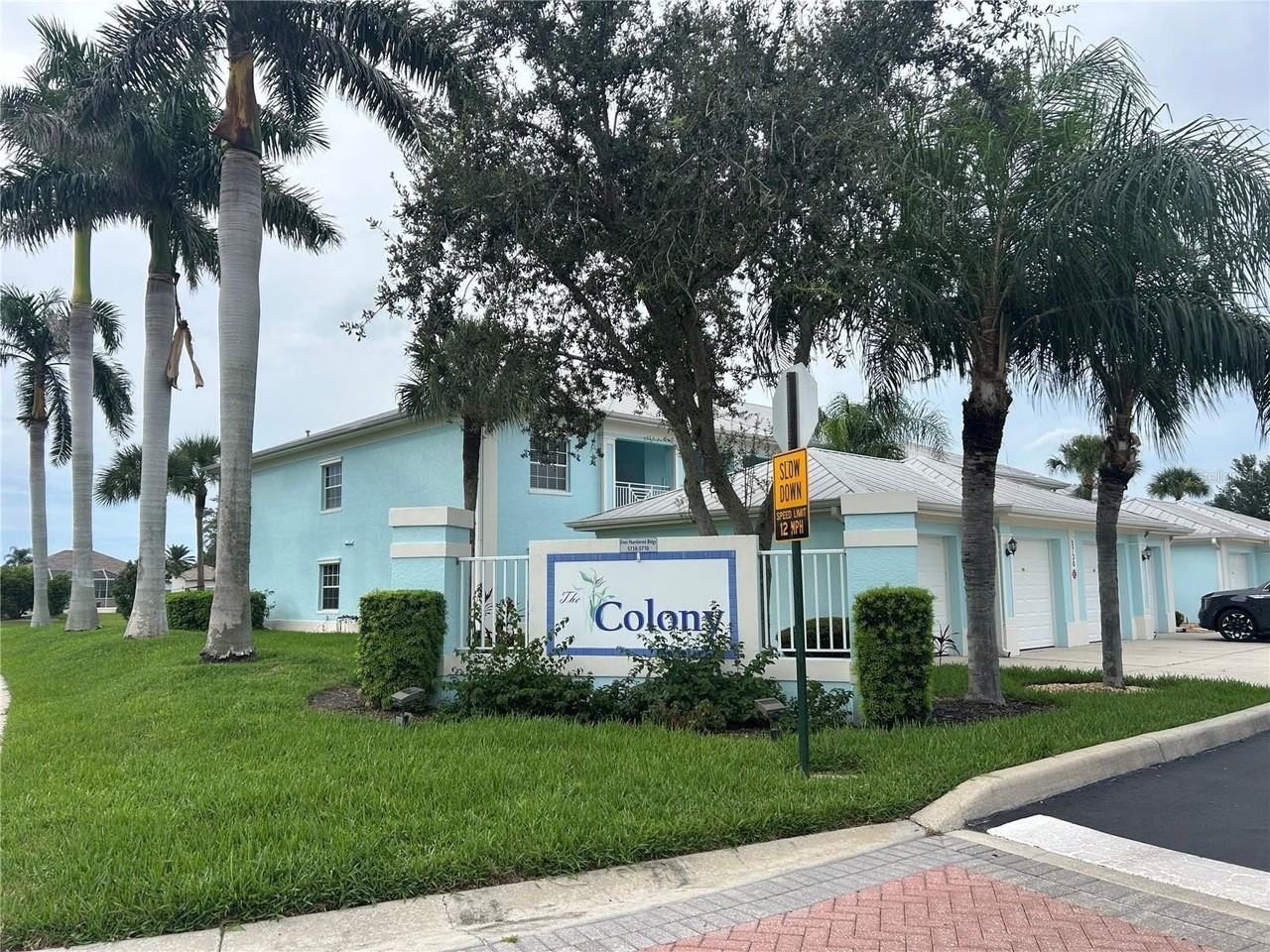 5771 Sabal Trace Dr #2B5771 - Photo 3 of 29