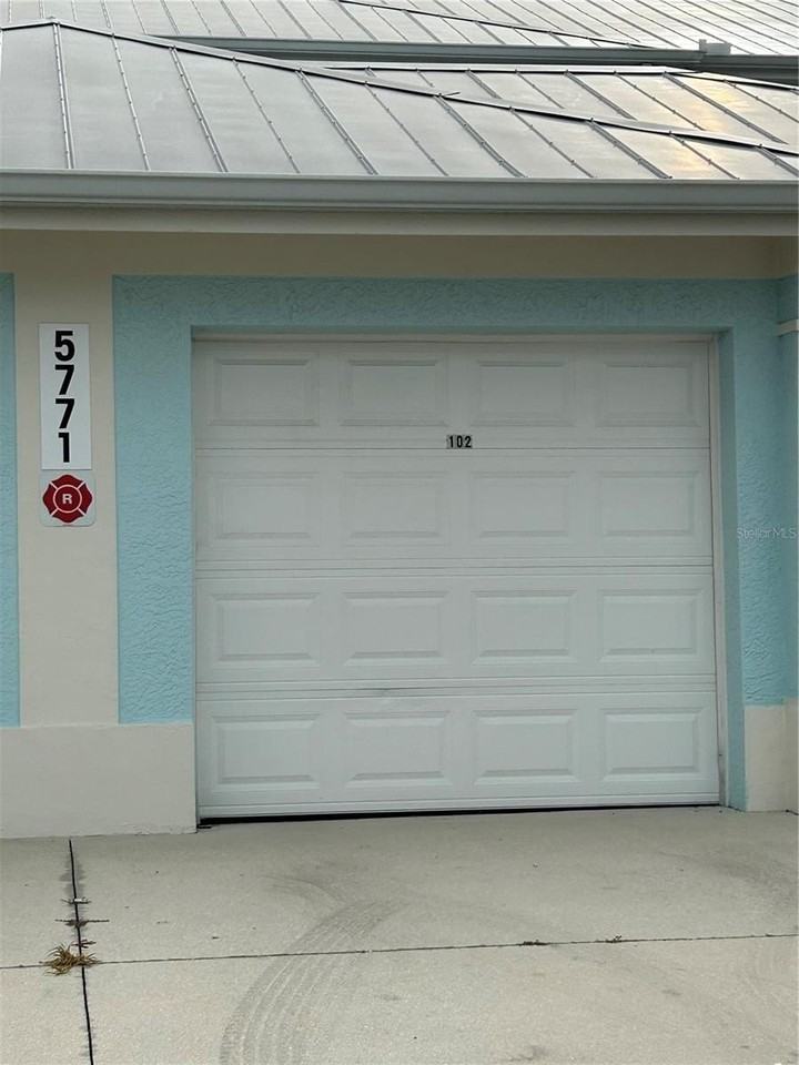 5771 Sabal Trace Dr #2B5771 - Photo 7 of 29