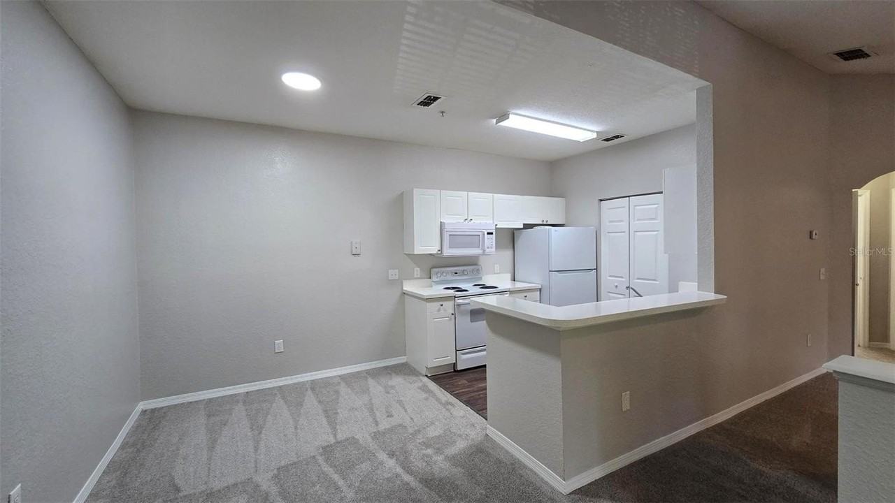 845 Grand Regency Pointe #201 - Photo 5 of 32