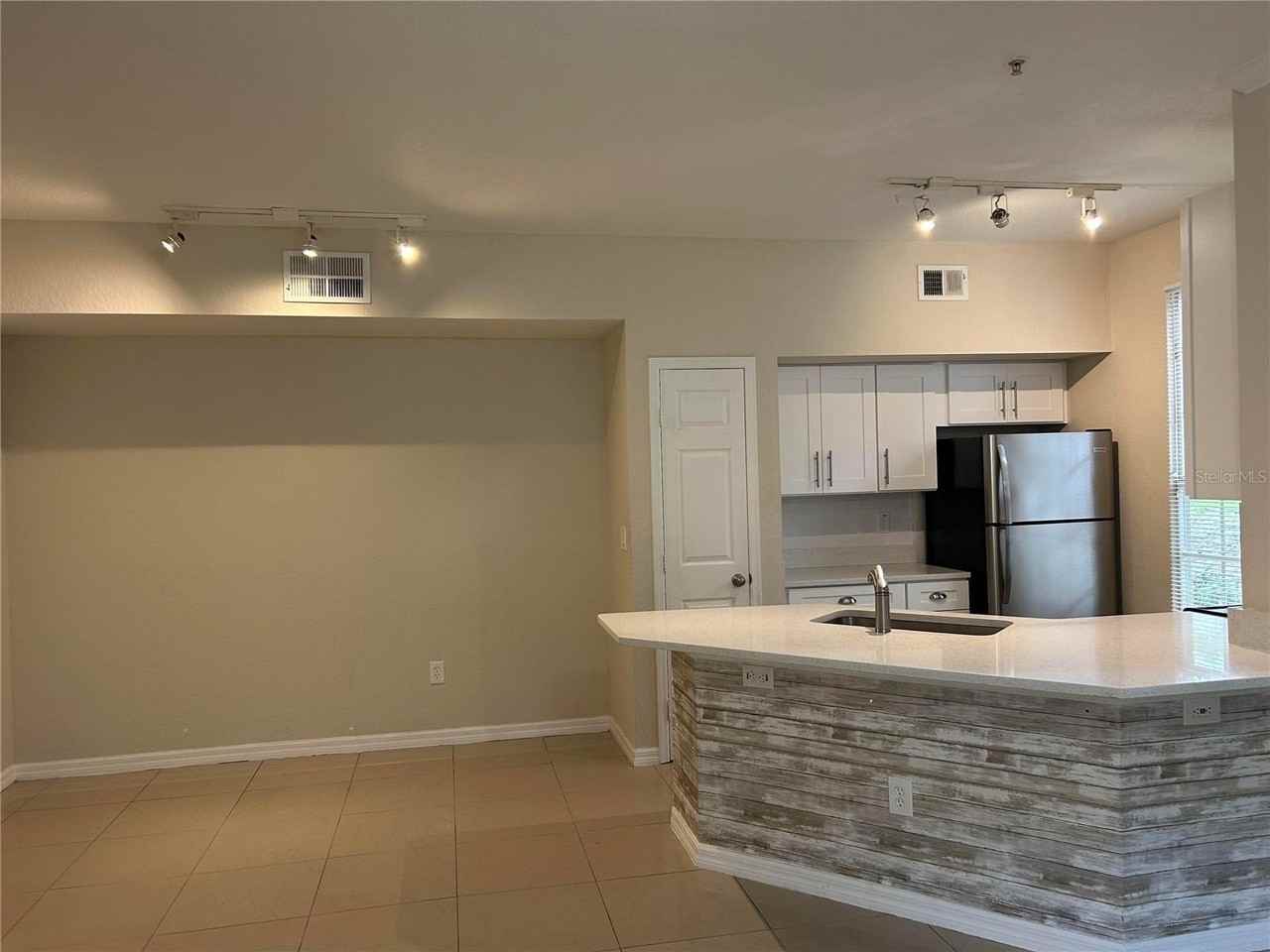 6308 Raleigh St #303 - Photo 3 of 14