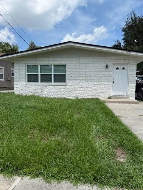 823 W Concord St - Photo 2 of 12