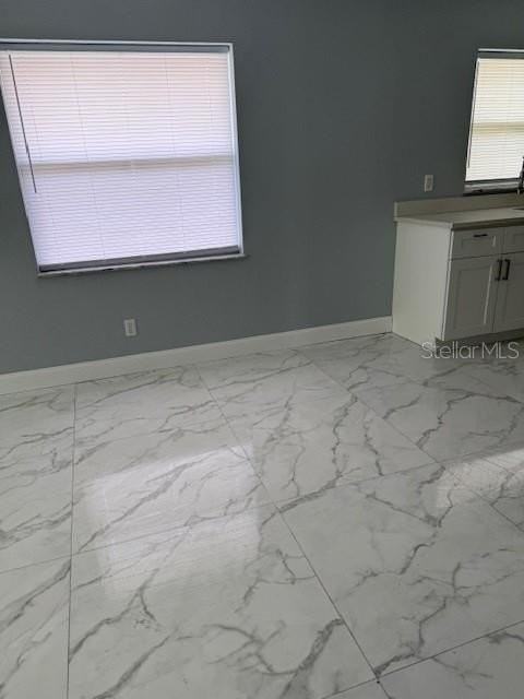 823 W Concord St - Photo 4 of 12