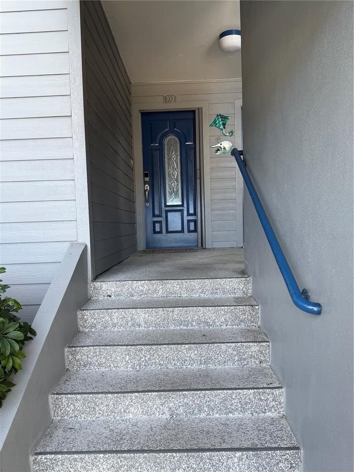910 Pinellas Bayway S #103 - Photo 2 of 22