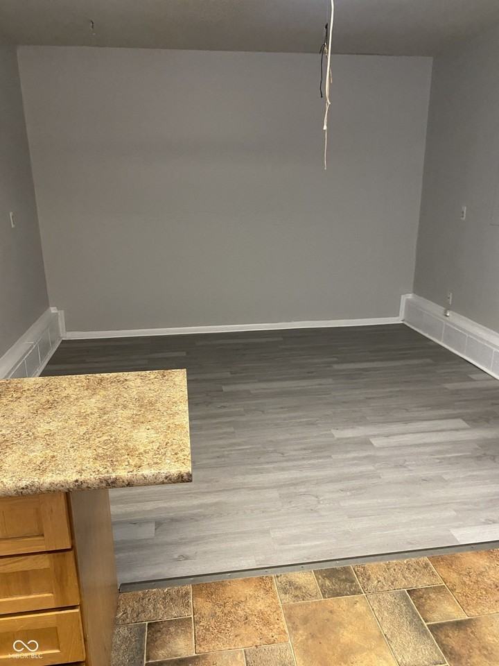 1106 N Gale St #3 - Photo 3 of 10