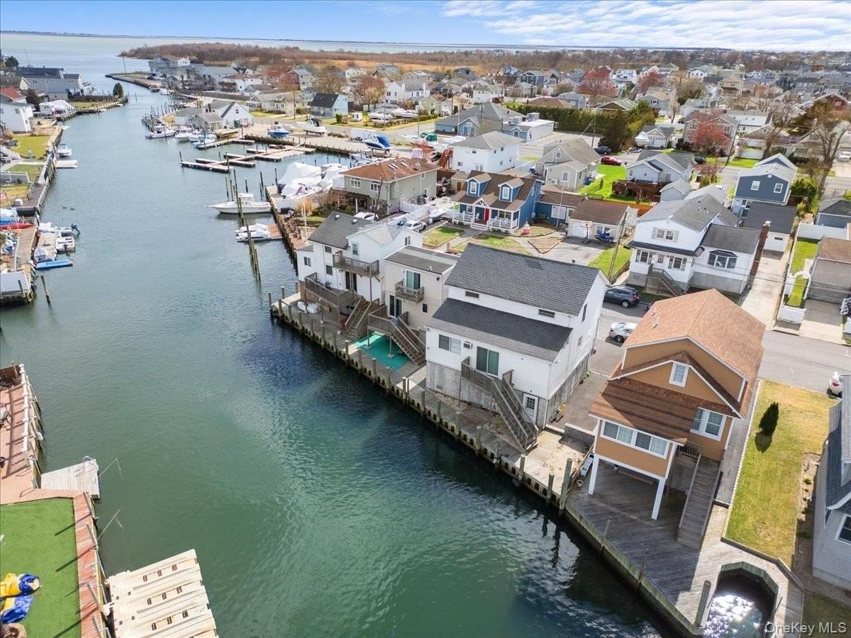 864 S Walnut St - Photo 6 of 24