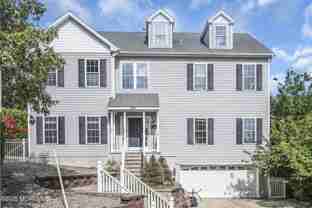 1418 Summit Pl - Photo 1 of 1