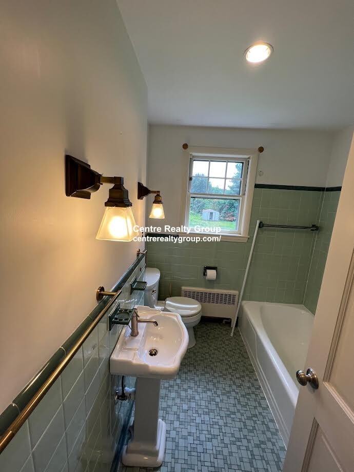 51 River Ave - Photo 6 of 16