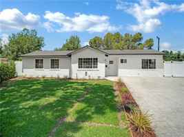 featured image of 731 Calle Nogal