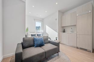 8820 Belford Ave - Photo 1 of 1