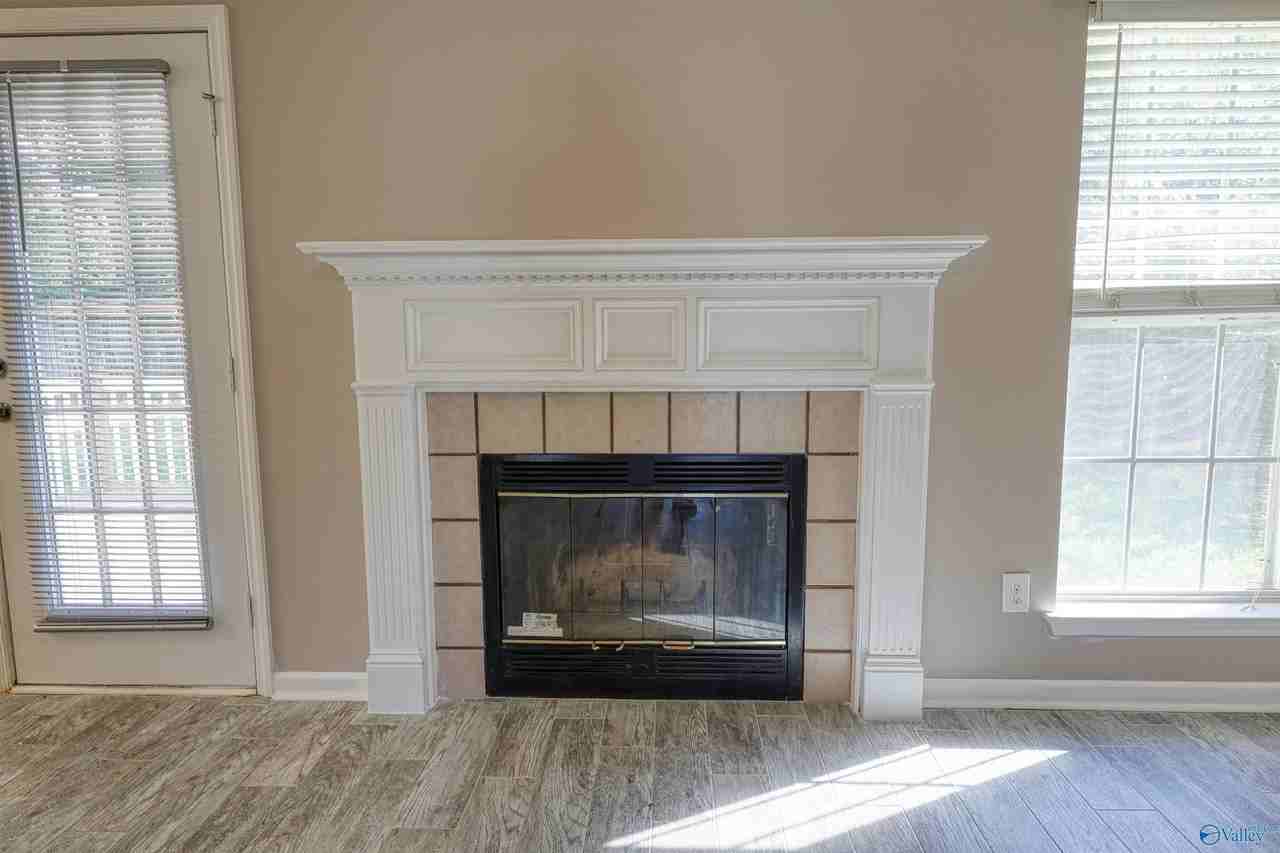 126 Champions Green Dr - Photo 5 of 27