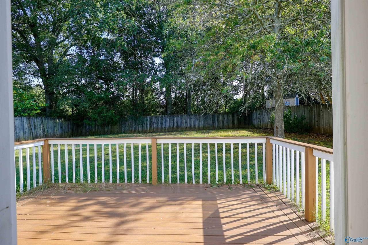 126 Champions Green Dr - Photo 7 of 27