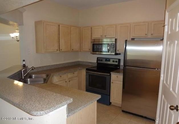 7800 Point Meadows Dr Apt 713 #713 - Photo 2 of 10