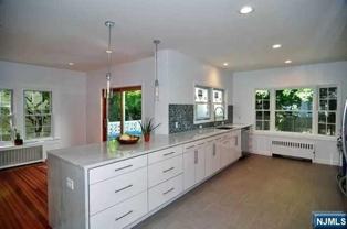 29 N Lyle Ave - Photo 1 of 1