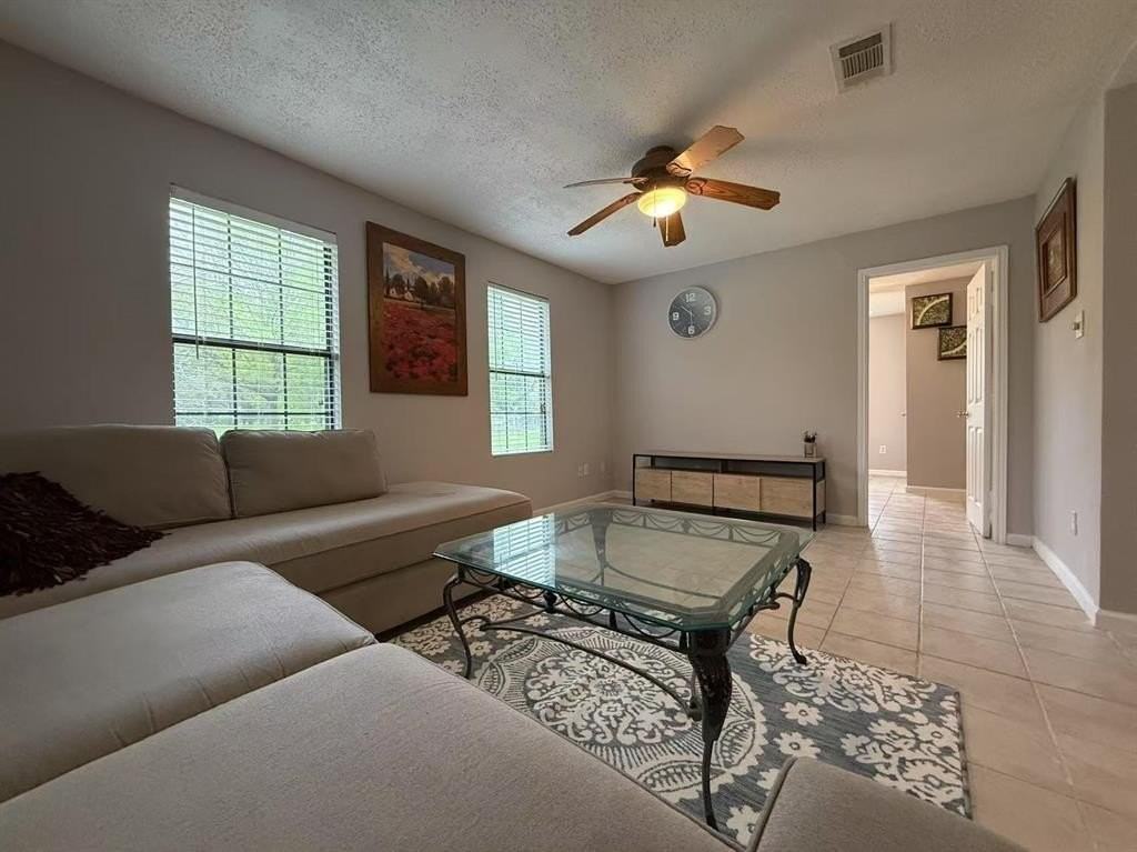 112 Plainview Dr - Photo 5 of 37