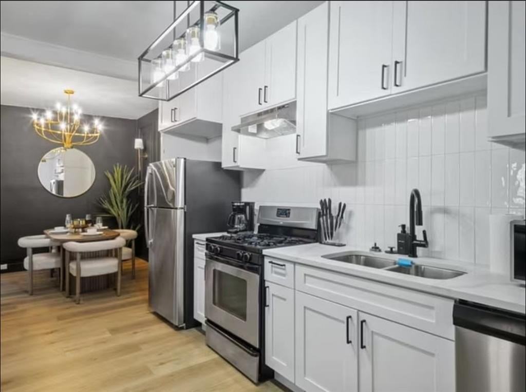 4717 Gaston Ave #19B - Photo 3 of 18