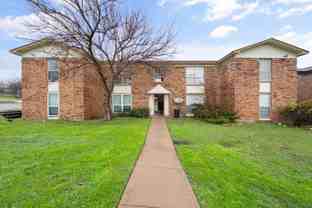 8000 Cambridge Cir #B - Photo 1 of 1