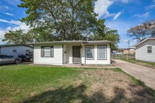 637 N 4th St - Photo 1 of 1