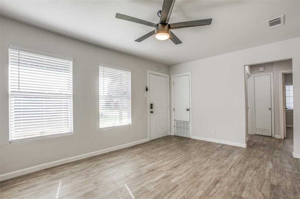 637 N 4th St - Photo 5 of 20